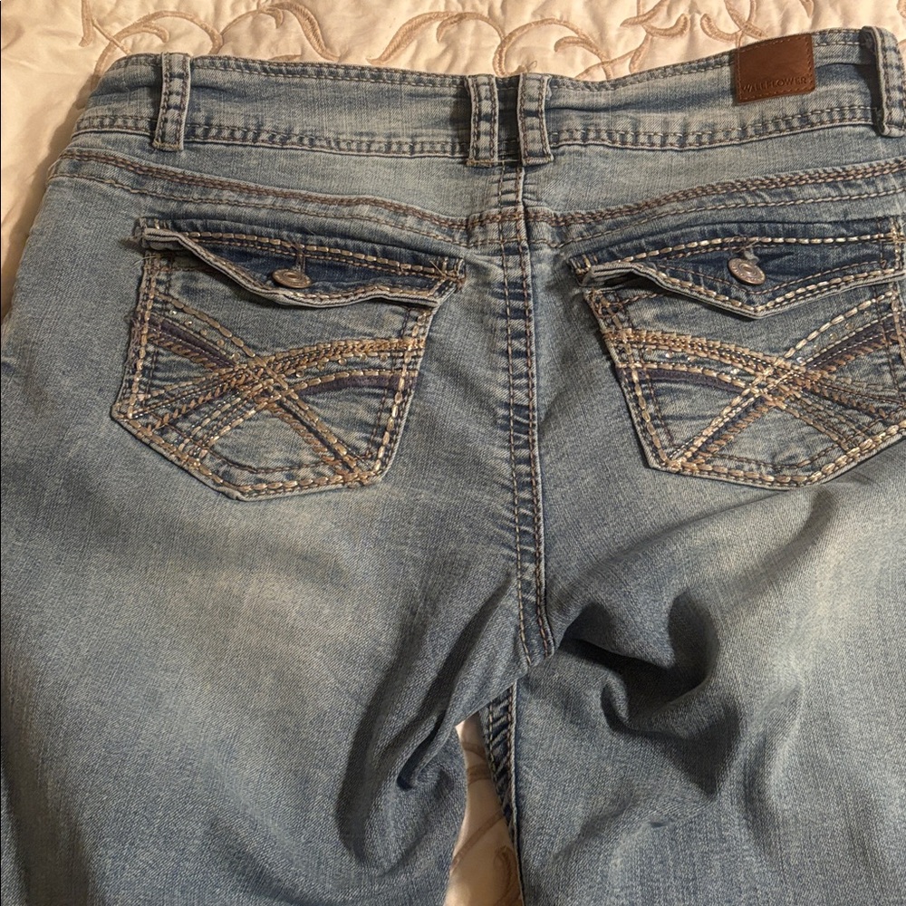 Wallflower Women's Light Blue Boyfriend Jeans